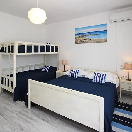 Guest house Rozanda 3*
