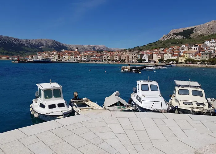 Rozanda Gæstehus 3*