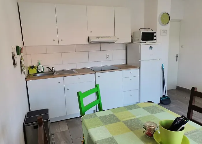 Gæstehus Rozanda Baška